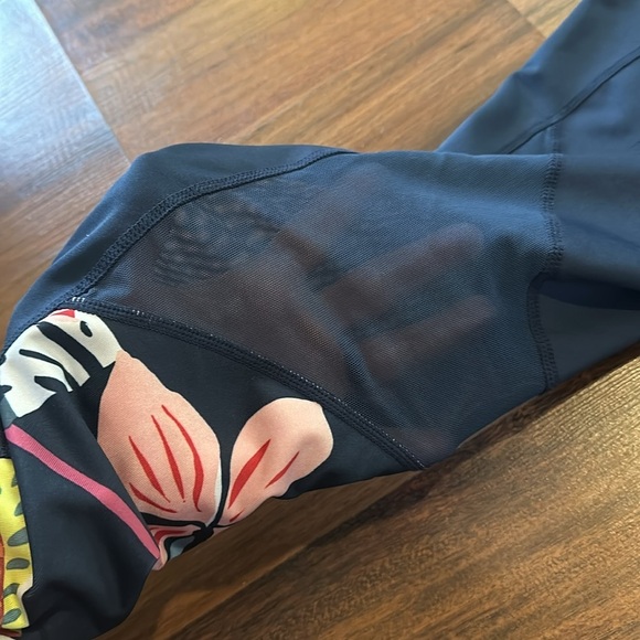 JoyLab Navy Hawaiian Floral Mesh Leggings Size Small - Picture 6 of 12